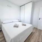 Apartments Avdic