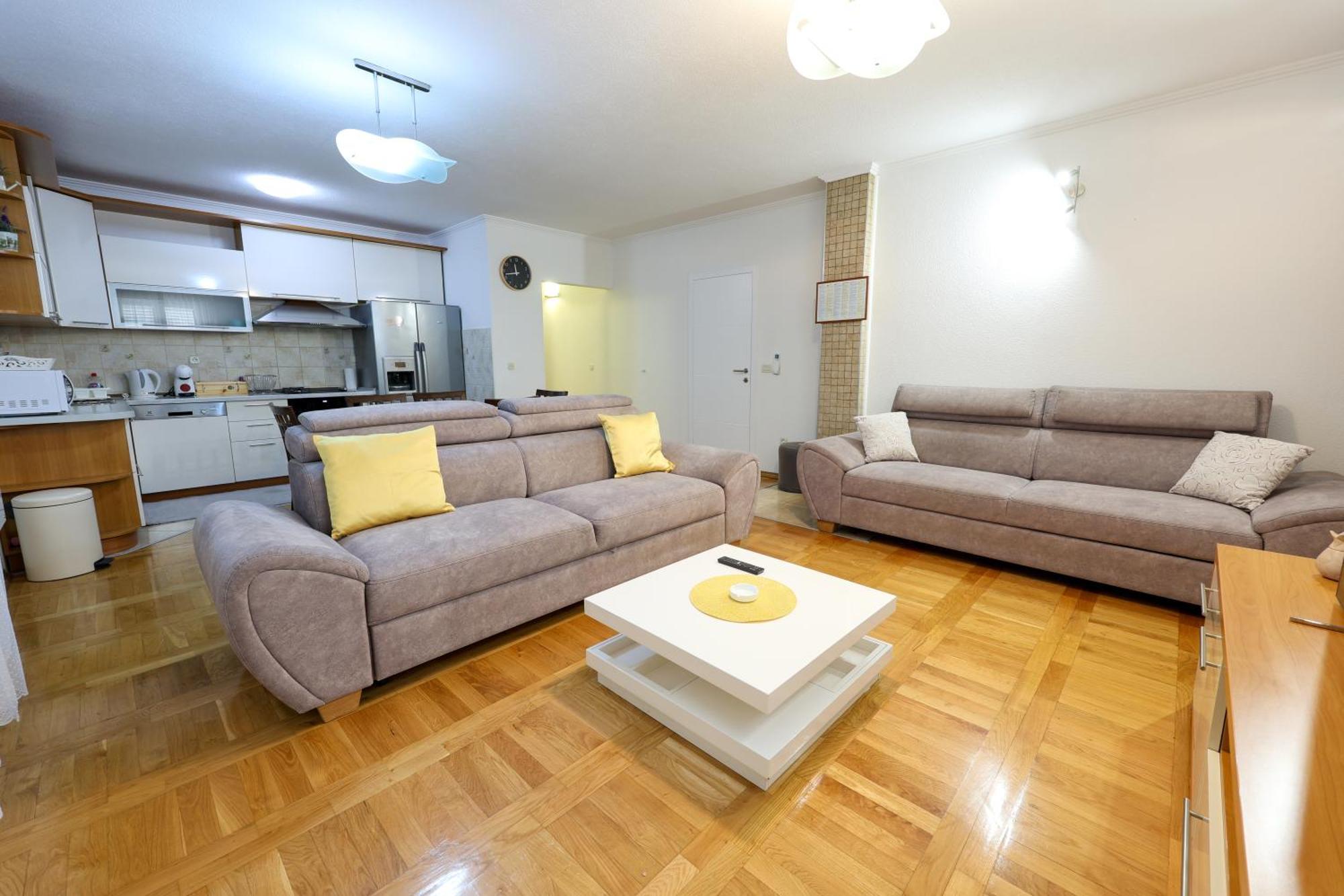 Apartment Avdic Makarska